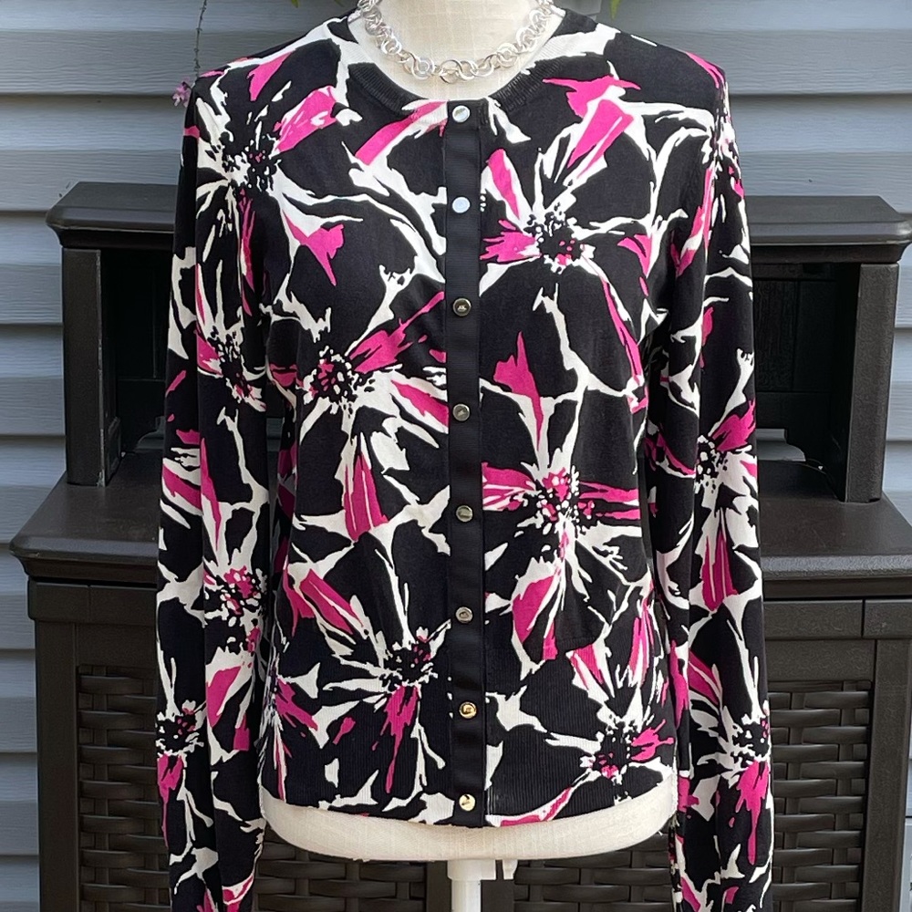 Anne Klein-size LG (black, white & hot pink)